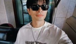 女网友爆料满舒克视频,引发网友热议